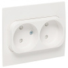 Стокгольм белый розетка скрытая 2-мест шторки IP20 